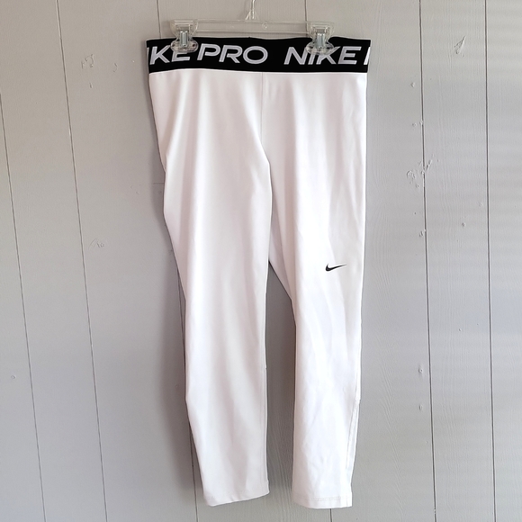 Nike Pants - Nike Pro DRI-FIT Athletic Fitted Pants